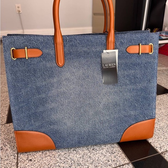 Lauren Ralph Lauren
Devyn Denim with Leather Trim Large Tote Bag - Picture 4 of 10